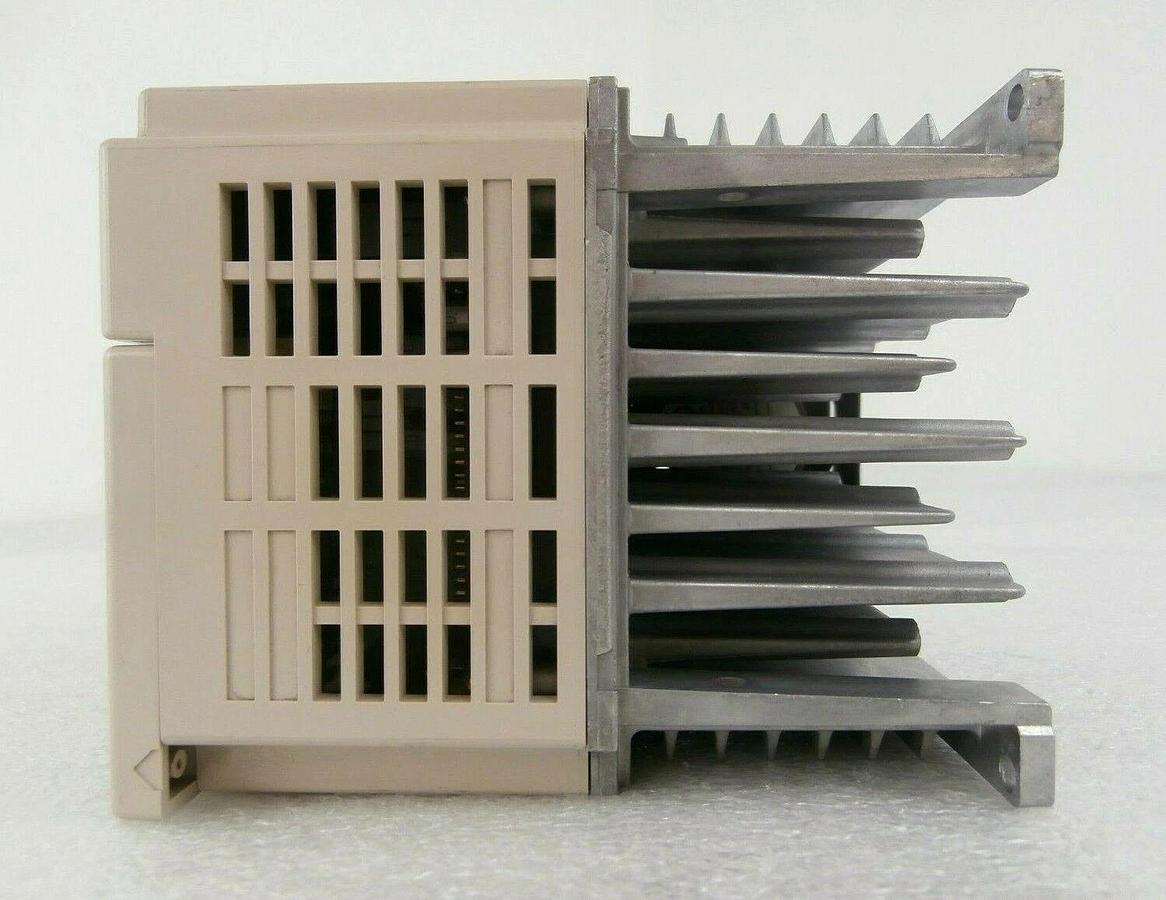 Used Yaskawa Electric CIMR-V7AA21P5 Inverter Drive VS Mini V7 Nikon NSR System Spare