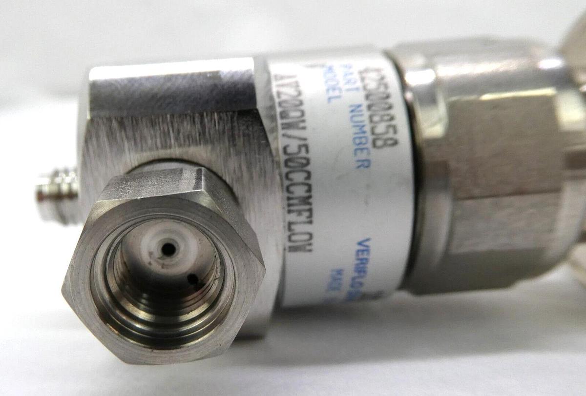 Used Veriflo Corporation 42500858 Bellows Valve AV20QW Reseller lot of 3 Working