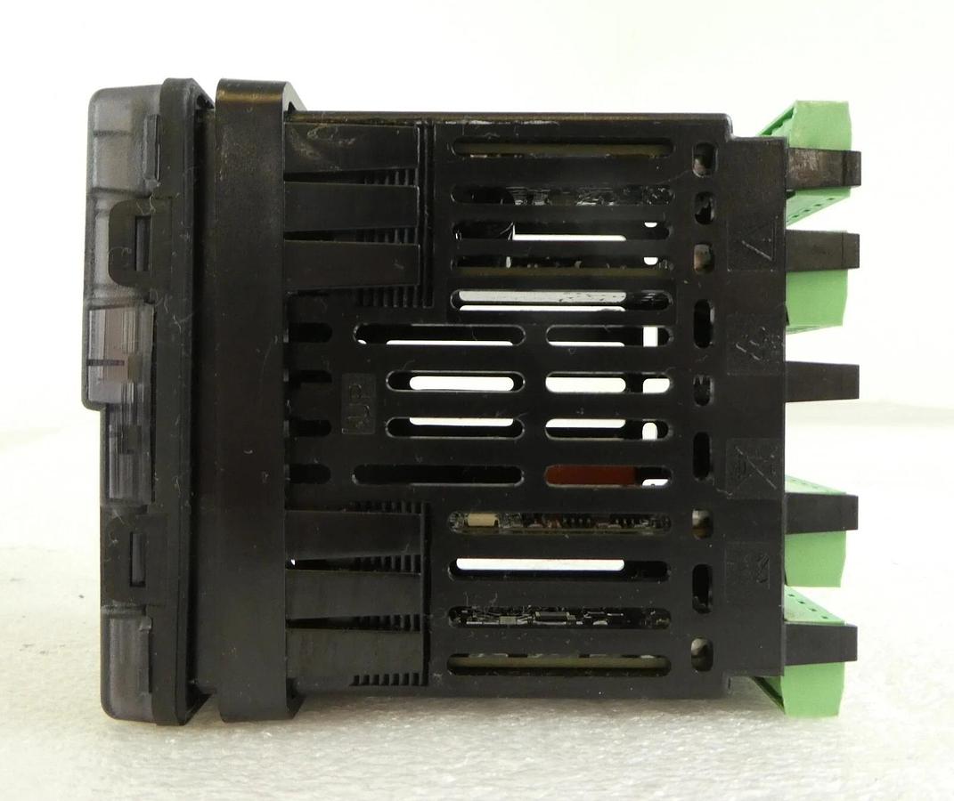 Used Watlow PM9C4CC-2CFJAAA Temperature Controller EZ-ZONE Reseller Lot of 2 Working