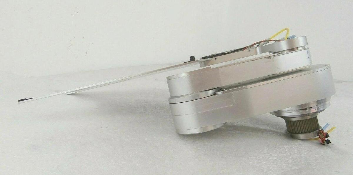 Used Yaskawa Electric XU-RC350D-D91 Indexer Robot Lower Arm with End Effector As-Is