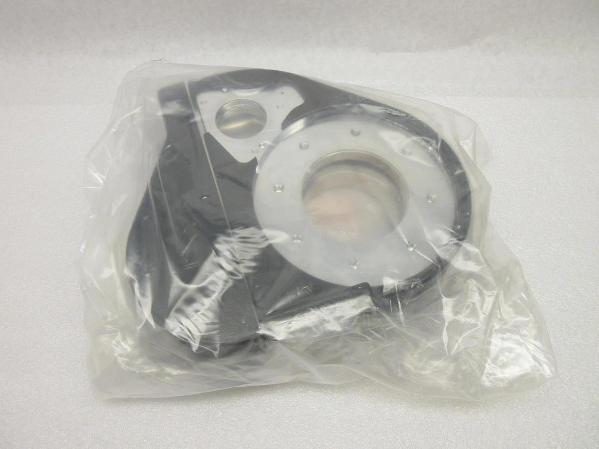 Used VAT 65040-PA52-ACB2 Pendulum Control and Isolation Valve Copper Unassembled Used