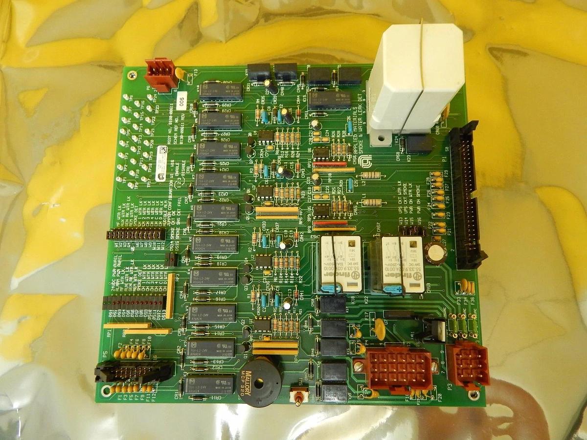 Used AMAT Applied Materials 0100-00611 Smoke & Water Leak Detector Board PCB Working