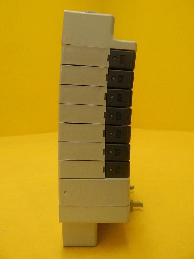 Used TEL Tokyo Electron SVC2 7-Port Manifold SMC SQ1131Y-5-C4-Q PR300Z Used Working