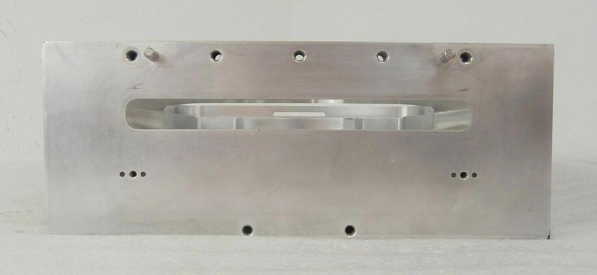 Used AMAT Applied Material 0040-09136 200mm Wafer CVD Chamber P5000 Cleaned Surplus
