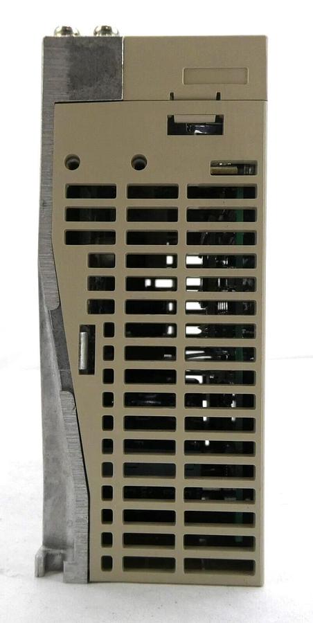 Used Yaskawa Electric SGDS-01A72AY539 Servo Drive SERVOPACK SynqNet 200V Working
