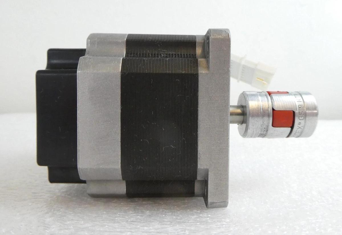 Used Sanyo Denki 103H7851-70E1 5-Phase Stepping Motor StepSyn Reseller Lot of 6