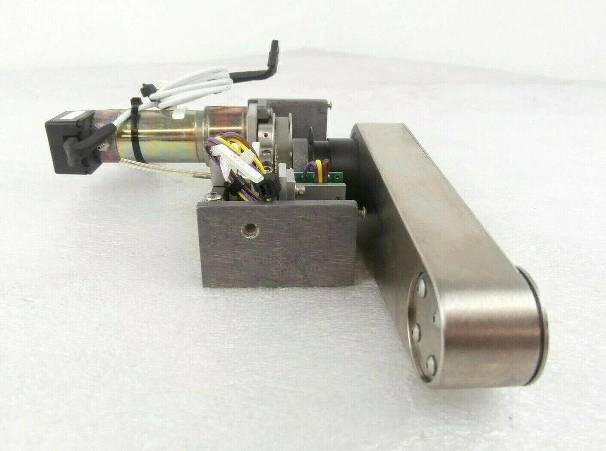Used SVG Silicon Valley Group 99-38154-01 Wafer Shuttle Robot Arm No Effector Working