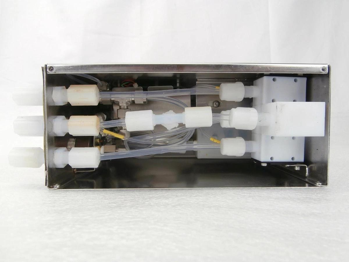 Used IDI Integrated Designs CAM-E-2S Photoresist Chemical Assist Module Working Spare