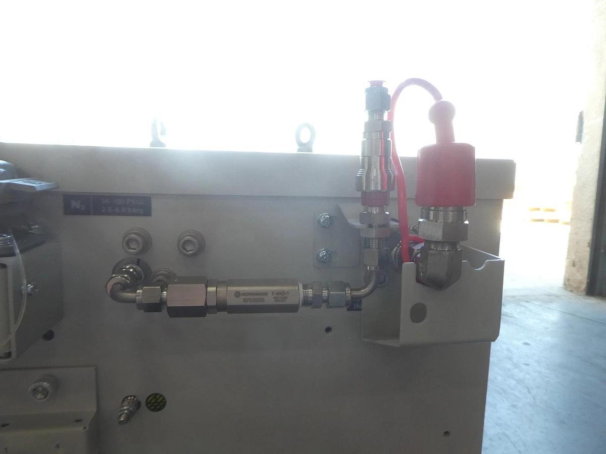 Refurbished iXH 100HT Edwards NRY45G000 Vacuum Pump IXH100 Manufacturer Refurbished