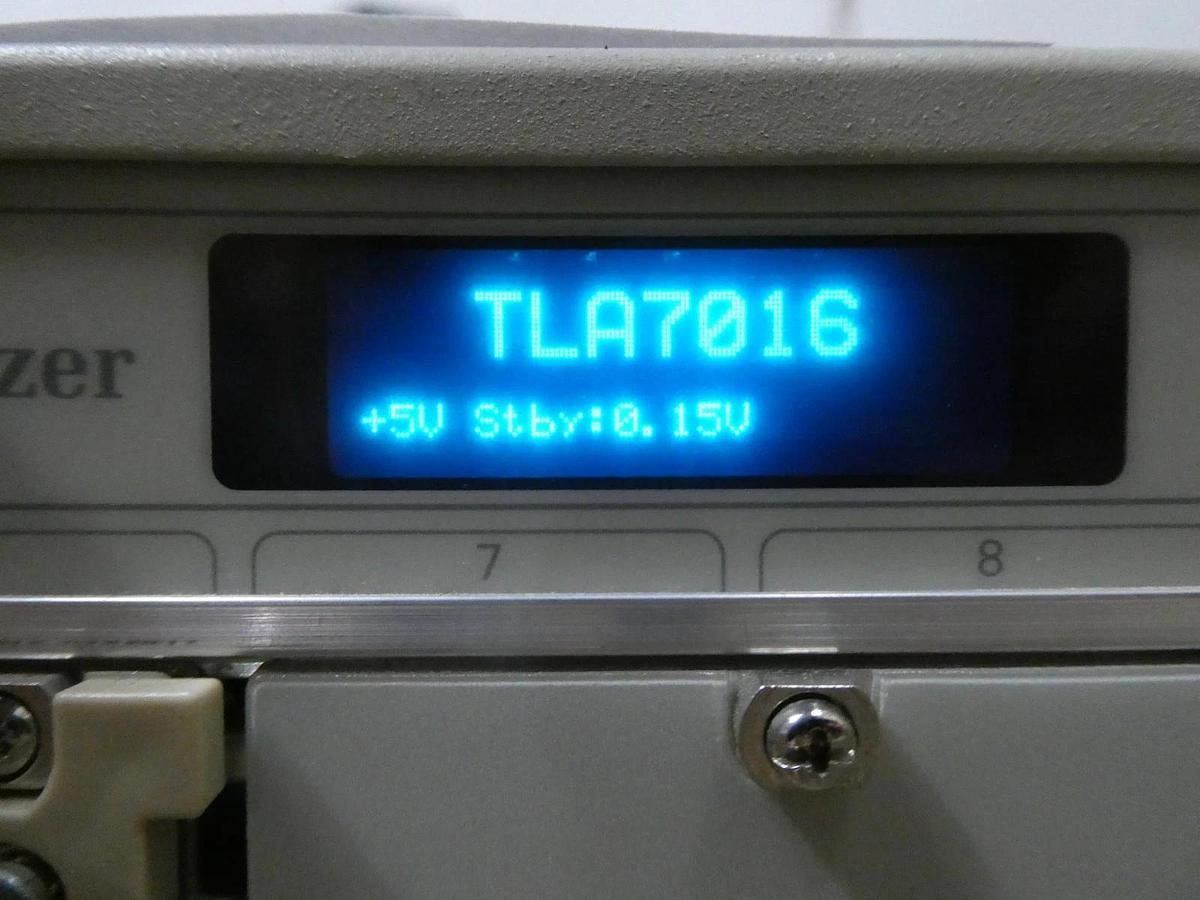 Used Tektronix TLA7016 Logic Analyzer Mainframe System TLA7BB4 TLA7S16 Working