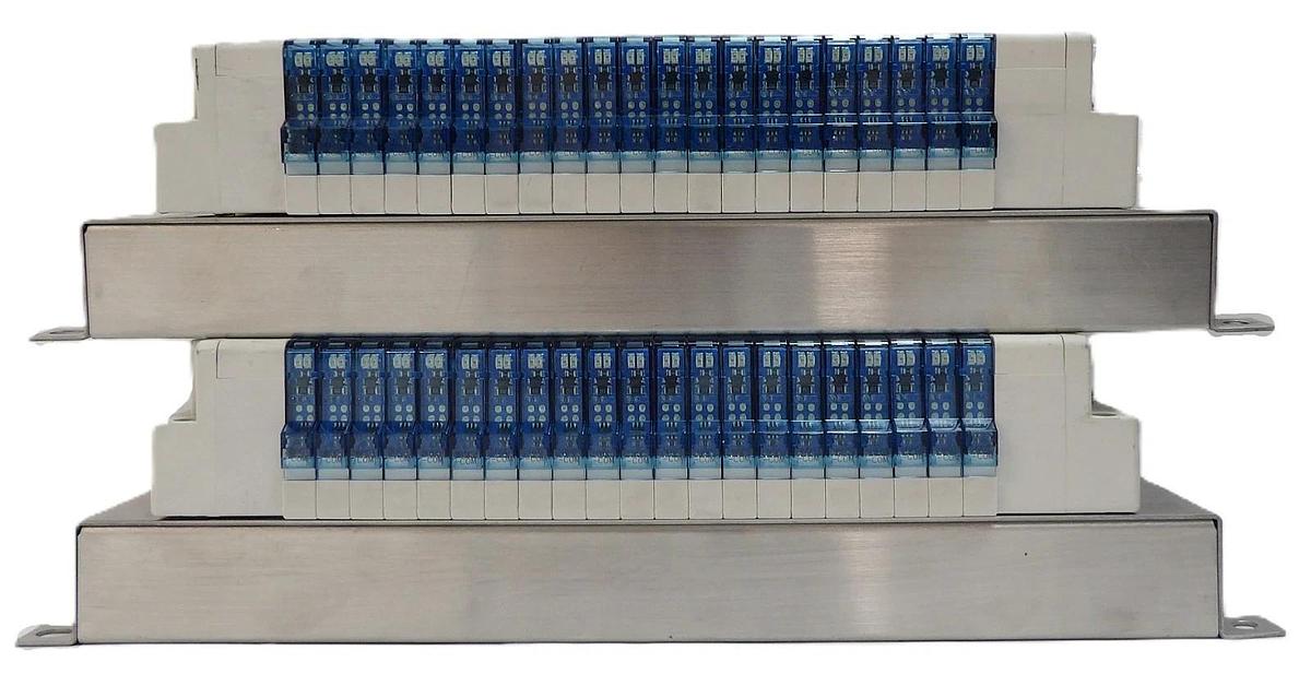 Used SMC IN587-21 21-Port Pneumatic Manifold SJ2A60T-5NFZ-N1-X21 Lot of 2 Working