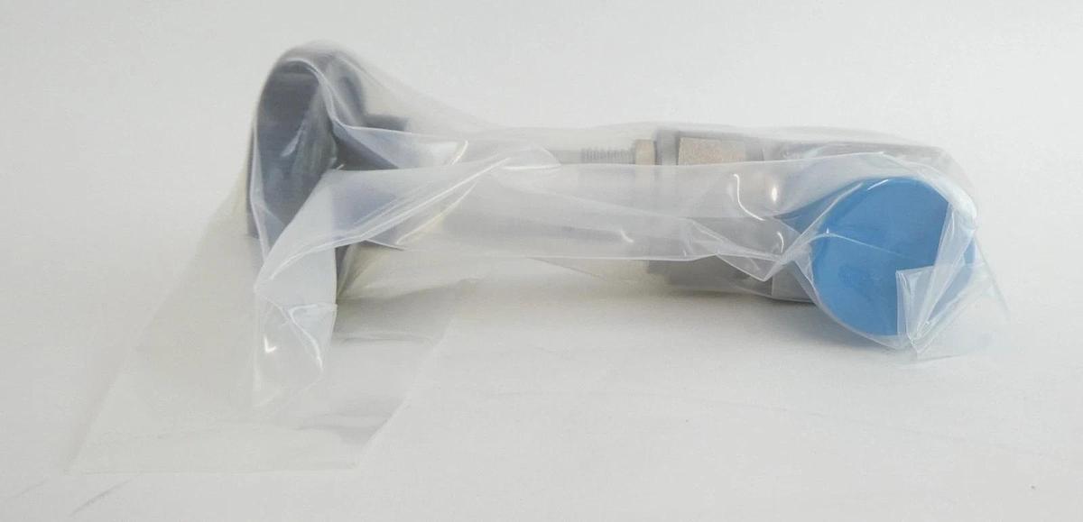 Swagelok SS-BN8VCR8-GR Stainless Steel High Purity Bellows Sealed Valve New