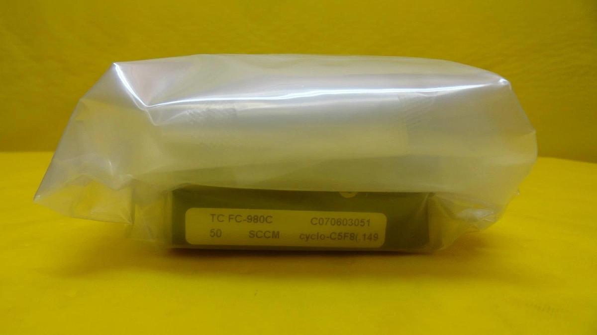Used Aera TC FC-980C Mass Flow Controller MFC FC-980C 50 SCCM CYCLO-C5F8(.149) New