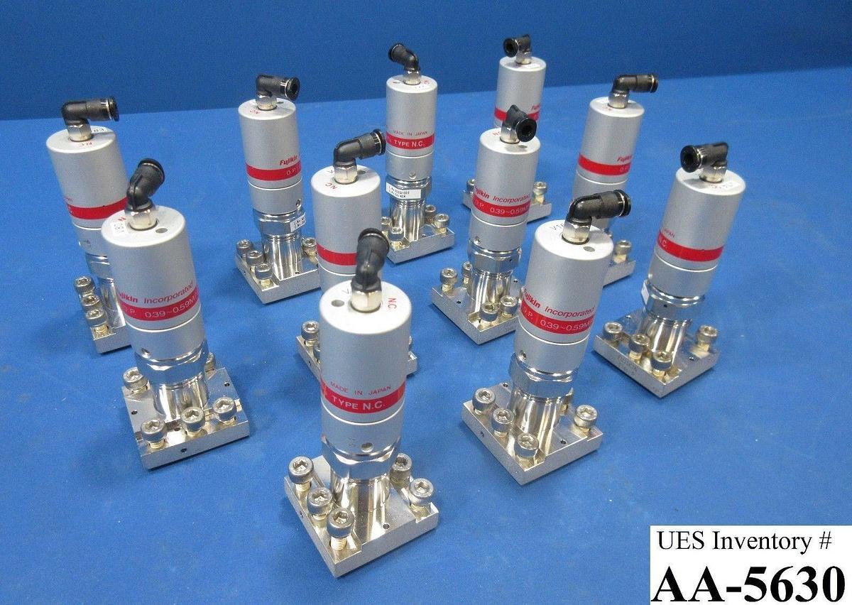 Used Fujikin 091404 Type NC Diaphragm Valve 0.39~0.59MPa 3 Port C-Seal Lot of 11 used