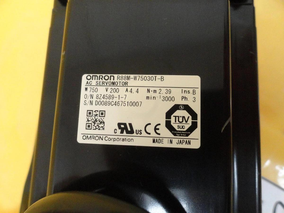 Used Omron R88M-W75030T-B AC Servo Motor NES100W-N15CXN16C Used Working