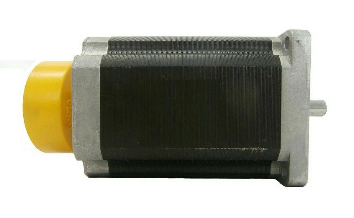 Used Sanyo Denki 103H7823-1710 Stepping Motor StepSyn D6CL-8.0F JEOL JWS-2000 Working