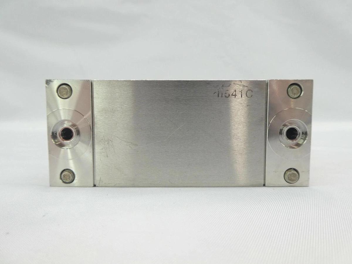 Used Aera TC FM-D865Y-BF Mass Flow Meter MFC FM-D865 200 SCCM SiH2Cl2 Working Spare