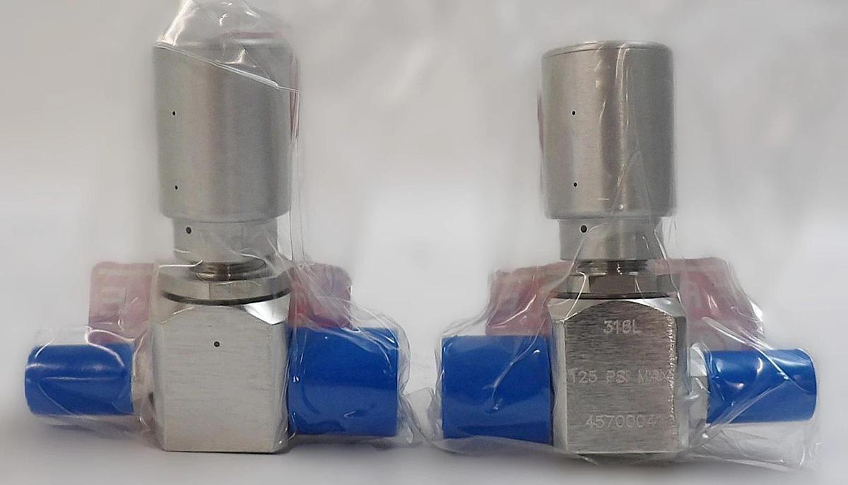 Parker Veriflo 45700041 Diaphragm Valve 930AOPLPNCSFSMF Lot of 2 New