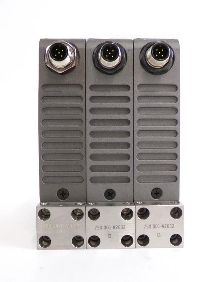 Used Celerity IFC-125C Mass Flow Controller MFC UNIT 125 Reseller Lot of 8 Working