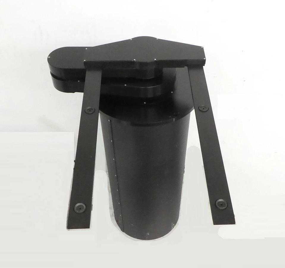 Used Equipe Technologies FPD-3153 Wafer Processing Atmospheric Transfer Robot Working