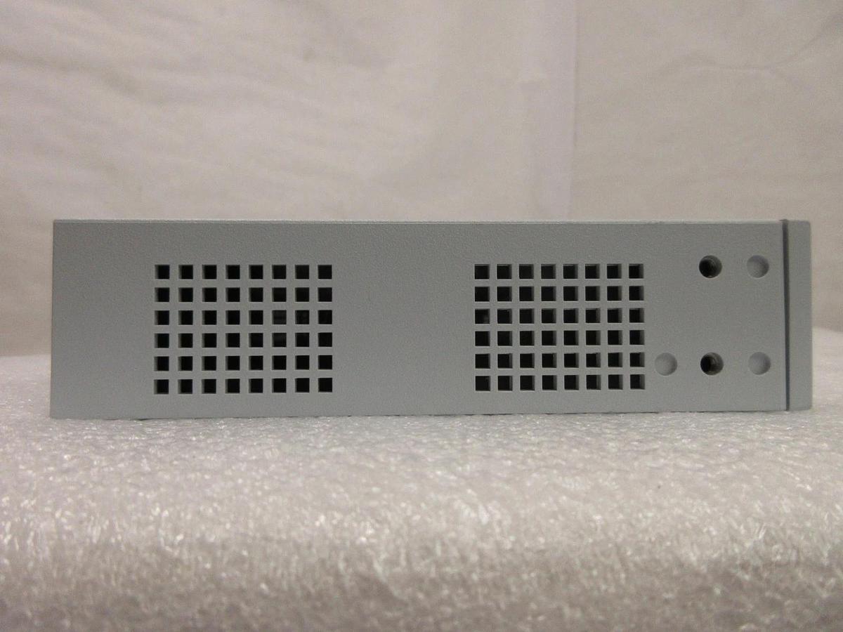 Used 3Com 1647-010-010-1.00 Baseline Switch 2016 3C16470 AMAT Quantum X Used Working