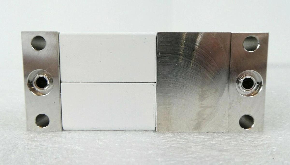 Used Fujikin FCSP7102W-4WS1-F2L-A3 Flow Controller P7000 WR TEL Tokyo Electron Spare