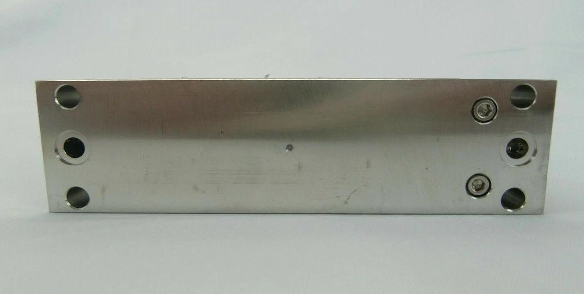 Used MKS Instruments P8A007203C6T0AA Mass Flow Controller πMFC 2000 SCCM H2 Working
