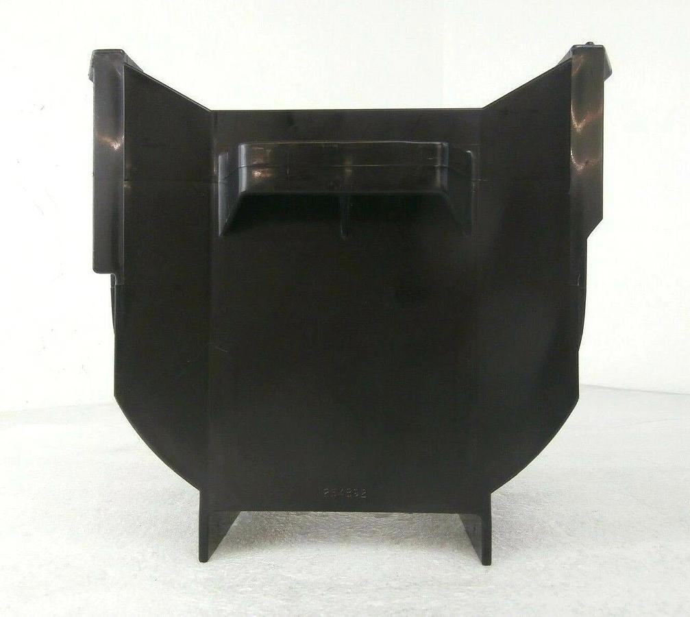 Used Entegris 200mm Wafer Carrier Lot of 3 KA200 Novellus 70-121374-00 PA192-80M