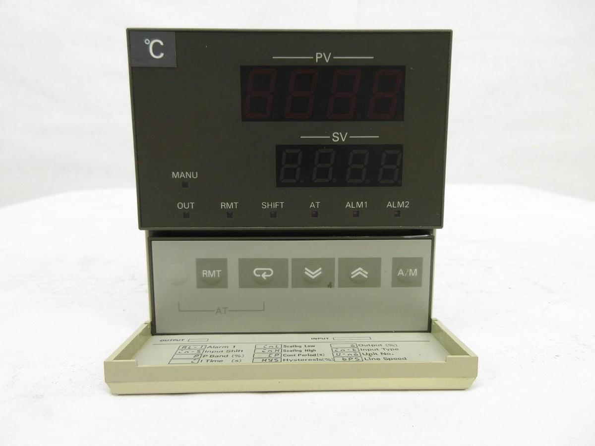 Used Omron E5AX-LA02 Digital Process Temperature Humidity Controller E5AX Lot of 3