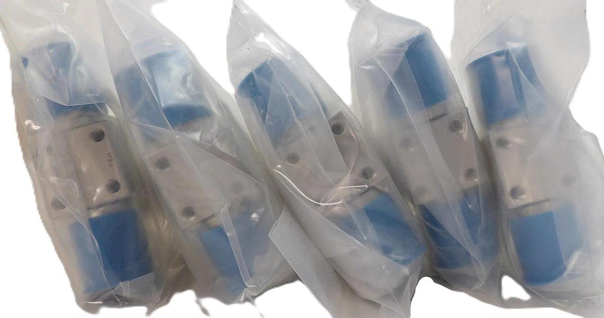 Swagelok 6LVV-DPFR4-P-C Diaphragm Valve Reseller Lot of 5 New Surplus
