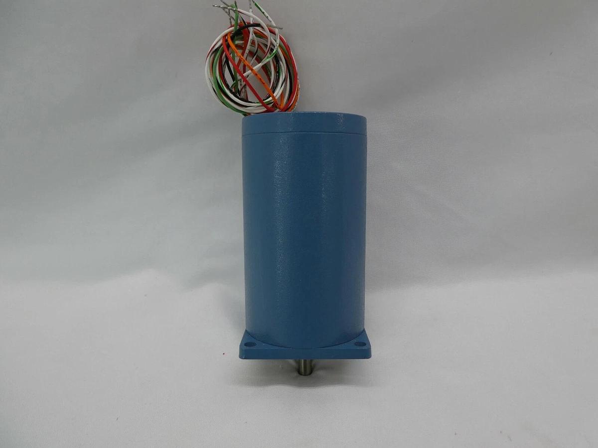 Used Superior Electric M063-LE06 Stepping Motor SLO-SYN Mattson 551-06218-00 New