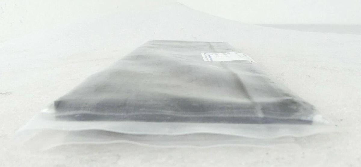 AMAT Applied Materials 0020-82550 Pre-Defining Aperture Holder XR80 New Surplus