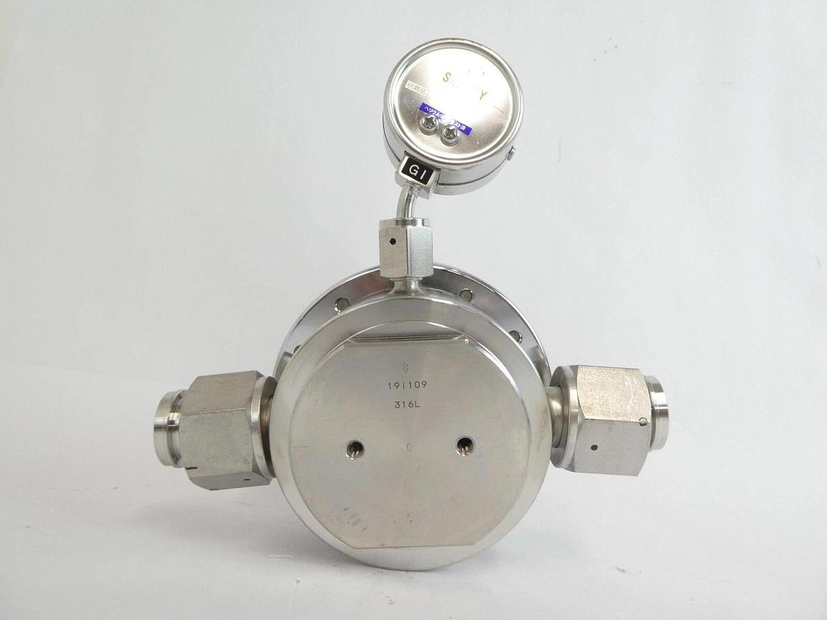 Used Yutaka LM1SSB-3W-022R-2AF2AF-QG Pressure Regulator LM1 Series Lot of 5 As-Is