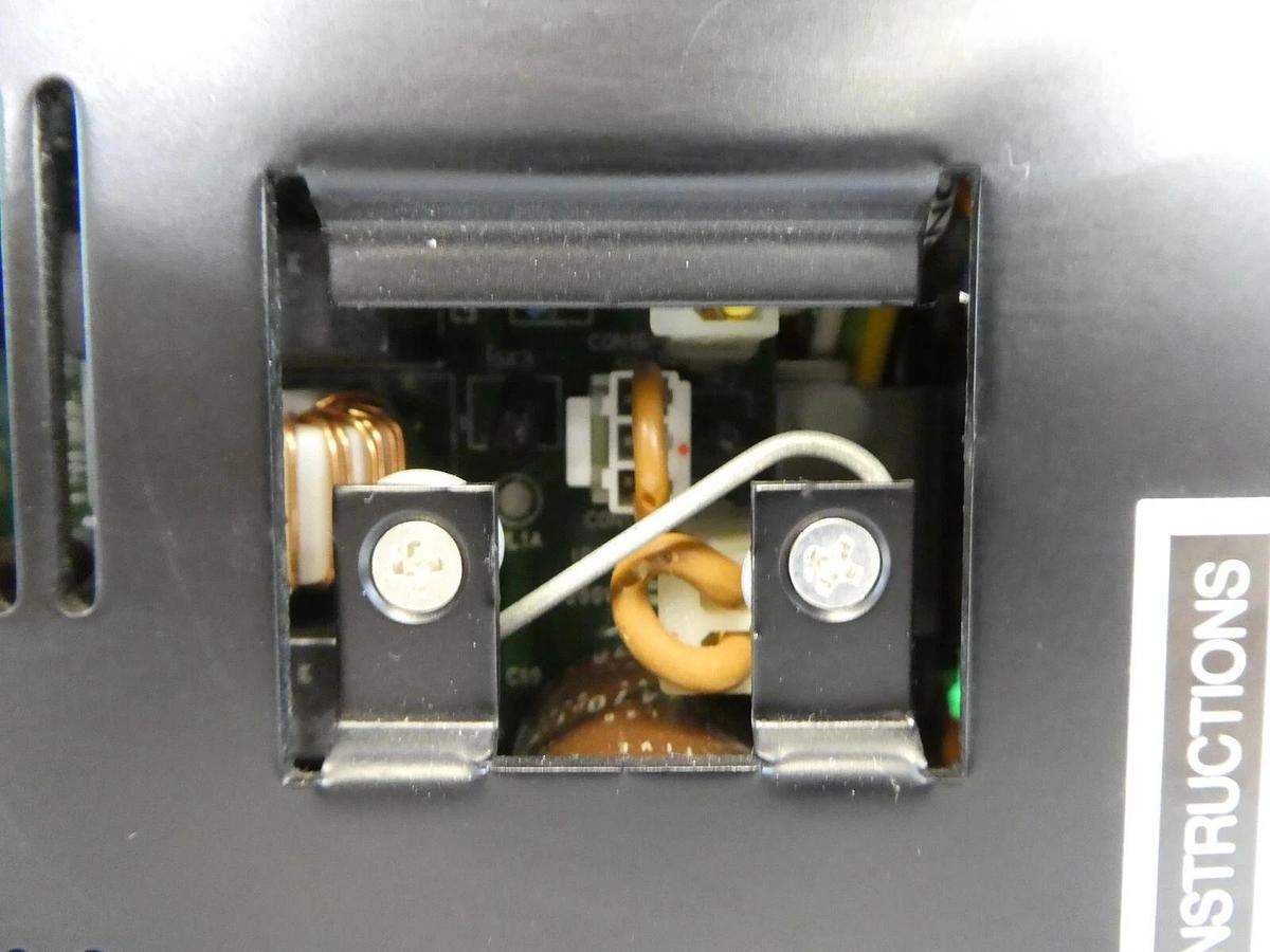 Used SCU Seiko Seiki SCU-21D Turbomolecular Pump Controller Dented Tested Working