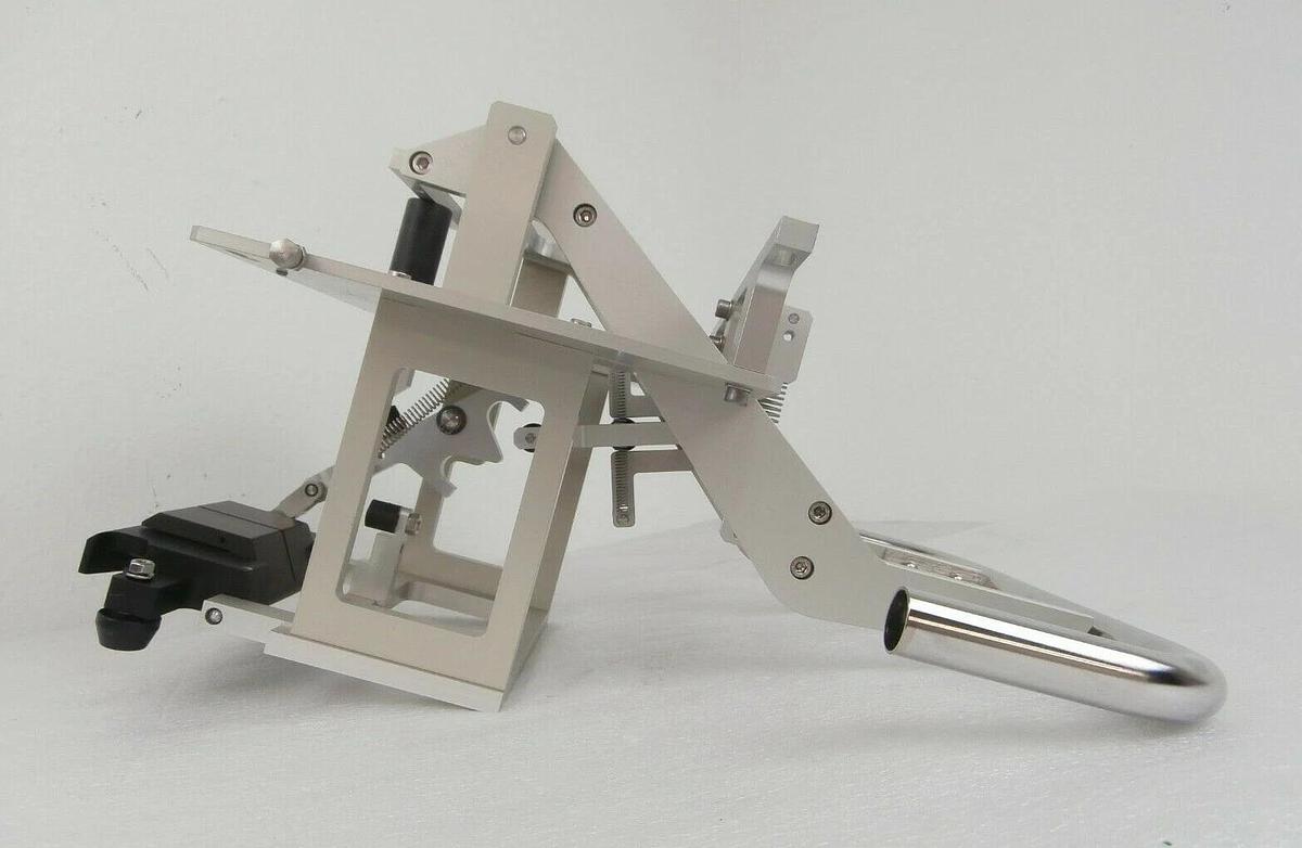 Used IDC PG.DK.A.005.01 Docking System Side to Side Working Surplus