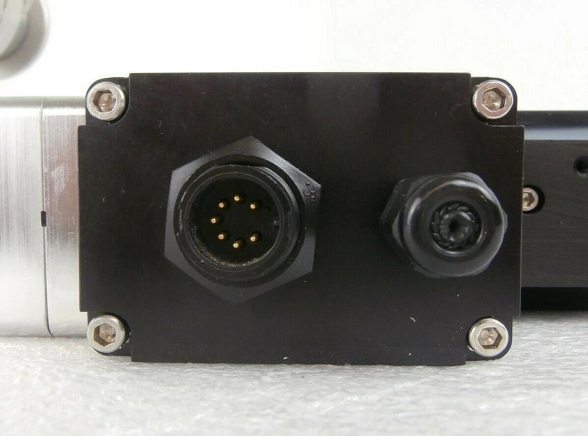 Used MDC Vacuum Products GV-1500V-P Vacuum Gate Valve 90° Angle NW40 Adapter Working
