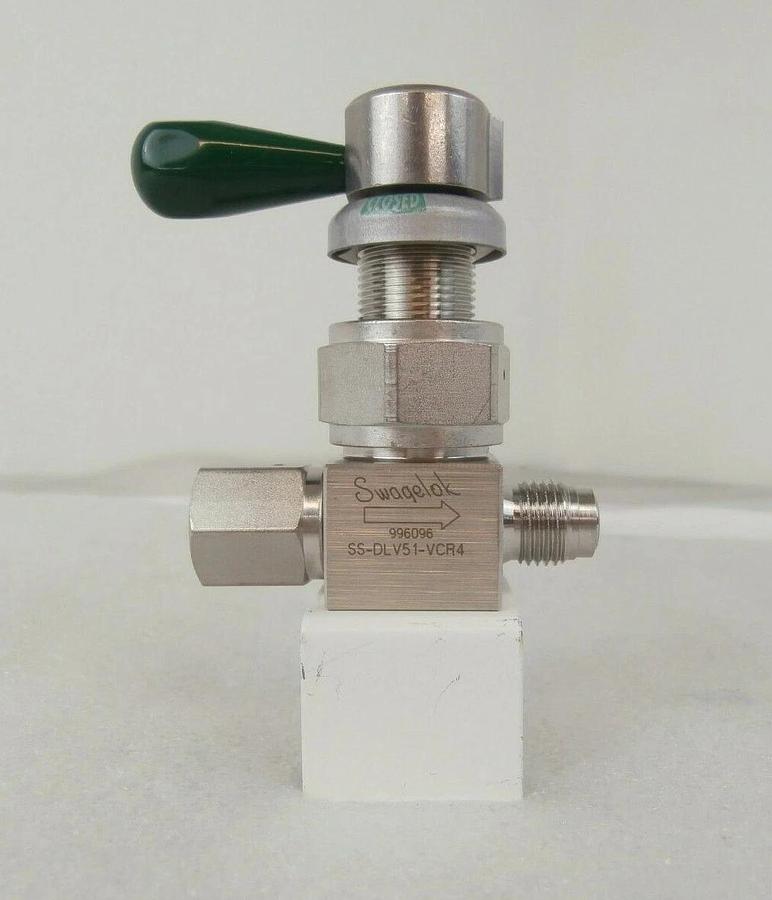 Used Swagelok SS-DLV51-VCR4 Manual High Pressure Valve Lot of 3 Epsilon 3000 Working