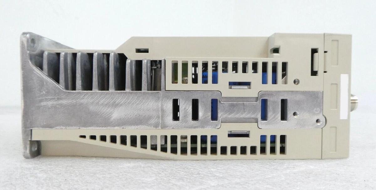 Used Yaskawa Electric SGDS-08A31AY574 Servo Drive SERVOPACK Working Surplus