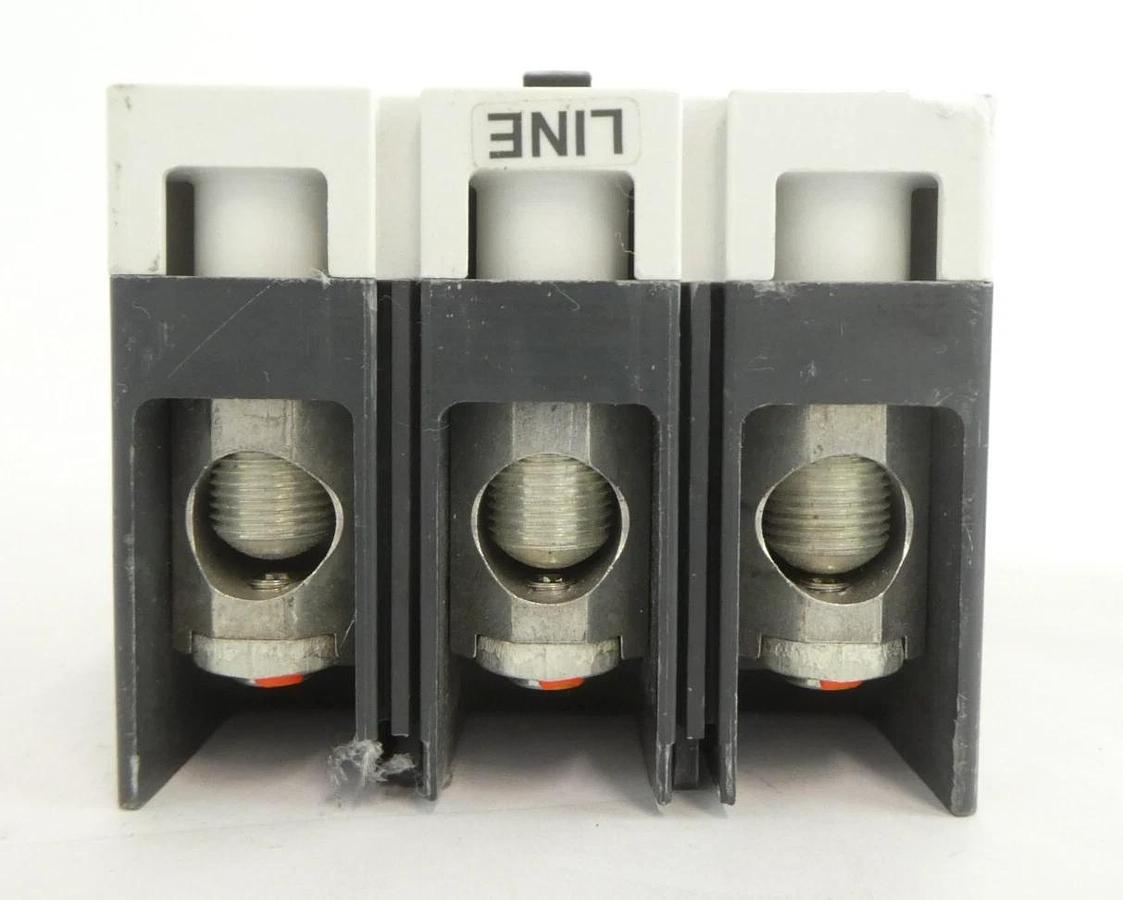 Used Eaton JGE3250NN Industrial Circuit Breaker J250S J250E Lot of 2 Working