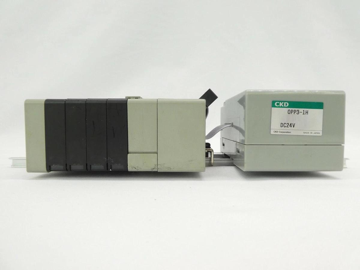 Used CKD N4S0 Series 4-Port Pneumatic Manifold N4S0-T56 with OPP3-1H Lot of 4 Working