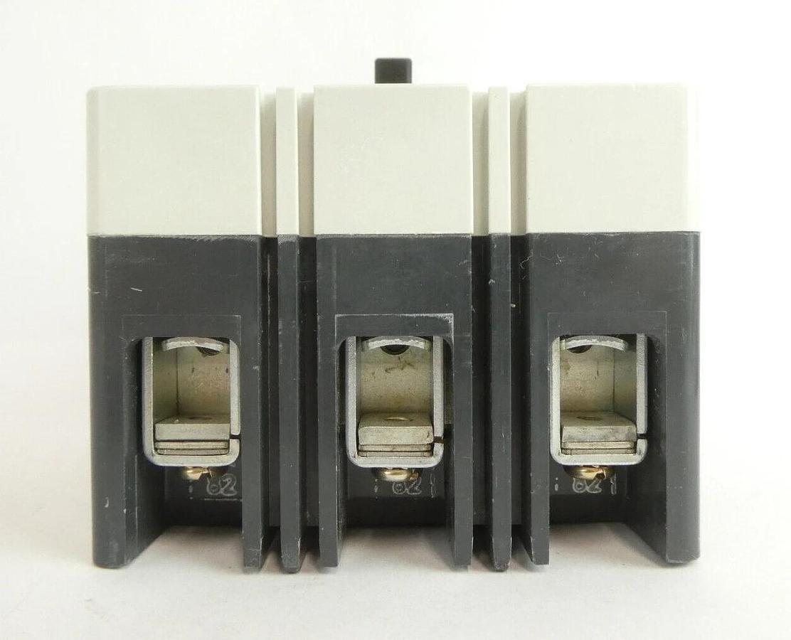 Eaton 6639C94G84 Industrial Circuit Breaker FD3015L FD 35k New Surplus