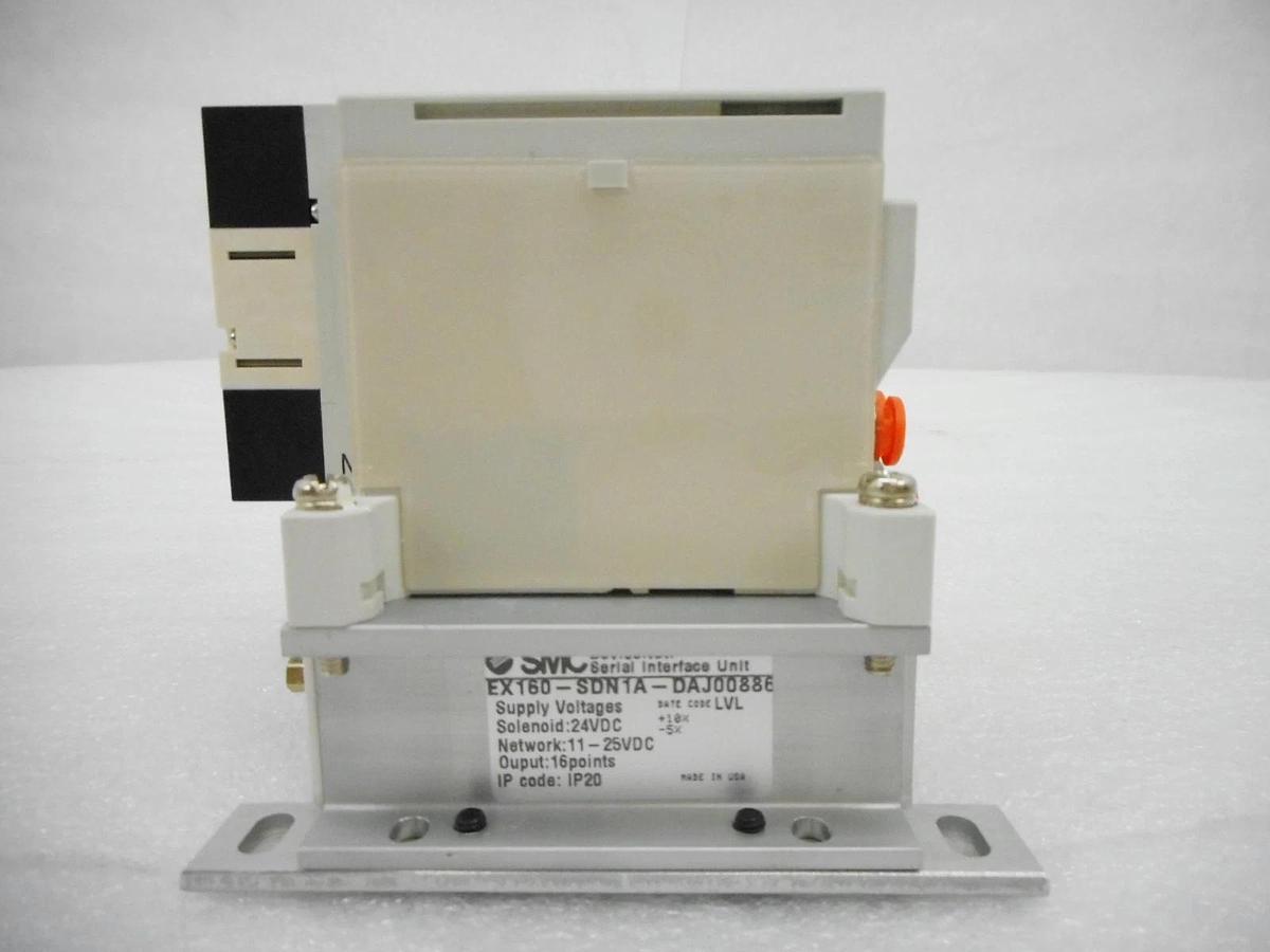 SMC VV5Q11-08-DAJ00902 8-Port Pneumatic Manifold ASM 50-125207A18 New