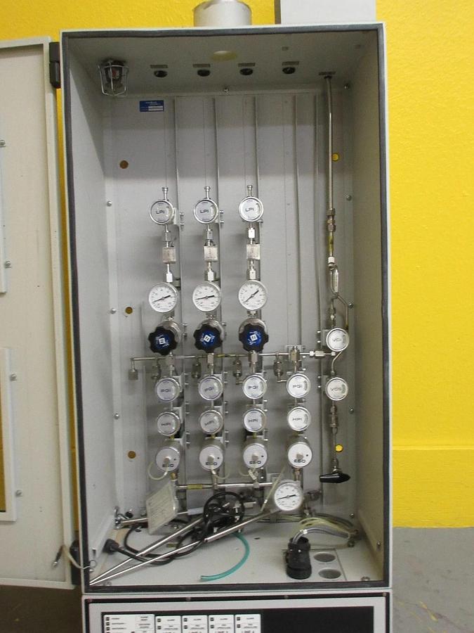 Used Matheson SEMI-GAS GSM-468 Gas Safety Monitor Cabinet SGS Halocarbon 14 CF4 Used