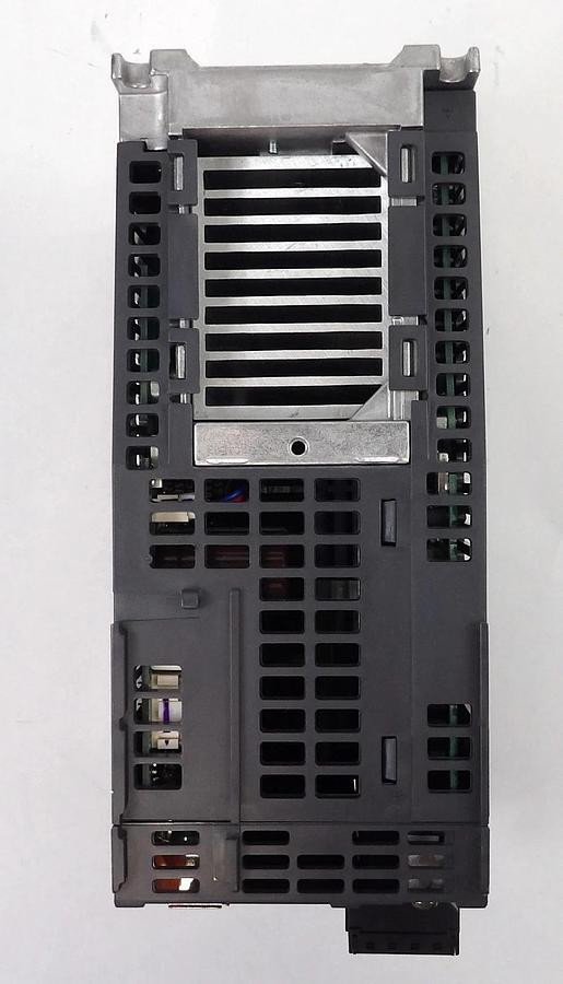 Used Mitsubishi Electric MR-J4W3-444B-MA133 Servo Amplifier MELSERVO-J4 Working
