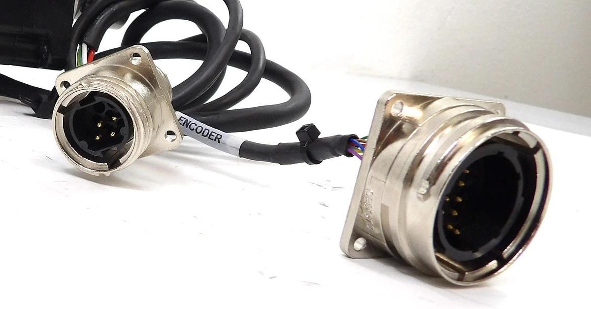 Used Sanyo Denki P50B07040HXS00M AC Servo Motor BL Super P5 Working