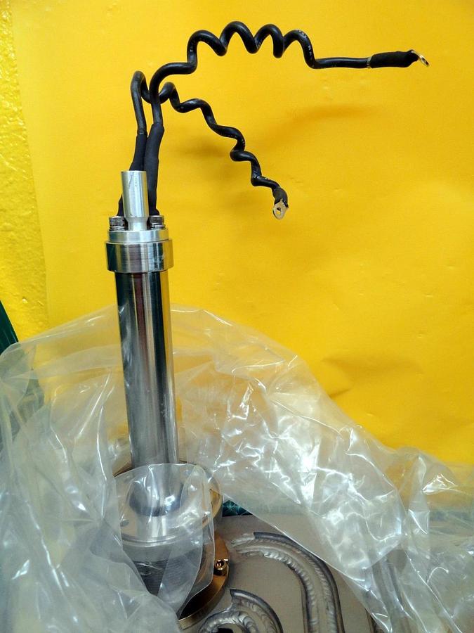 Used Novellus Systems 02-318371-00 Over Ash Pedestal Assembly 16-320039-00 Working
