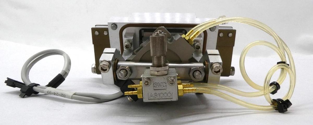 Used AMAT Applied Materials 0240-76511 5000 Cleanroom Slit Valve "S" 520 Chemraz