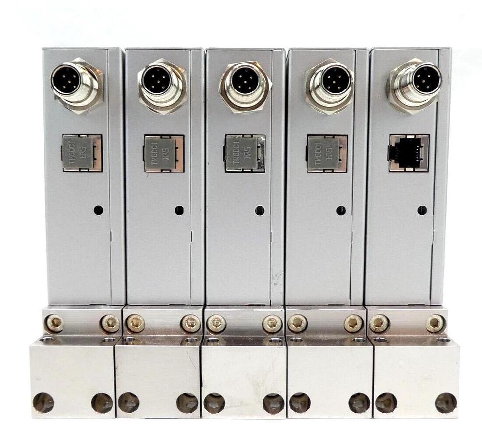 Used Aera FC-DN780CBA Mass Flow Controller MFC 600 SCCM 400 SCCM He Lot of 11 Working
