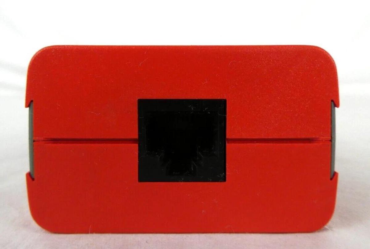 Used Edwards D02187000 Active Pirani Vacuum Gauge APG MPB/15V/NW16 ST/ST Lot of 2