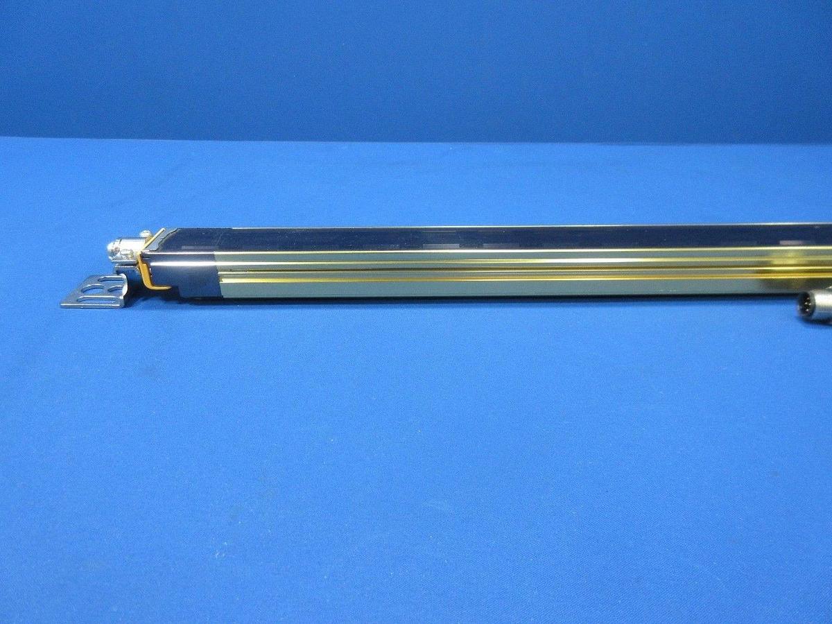 Used Omron F3SJ-A0570P30-D Safety Light Curtain Receiver Sti Type 4 ESPE used working